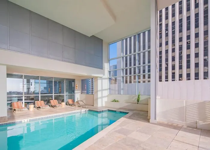 Tranquil 1br With Parking Gym Pool Apartamento Phoenix