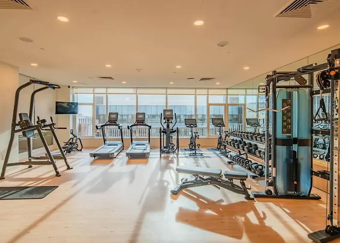 Tranquil 1br With Parking Gym Pool *
